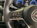 ステアリングスイッチ付きなので、目線を下げずにオーディオ操作をする事が出来ます。