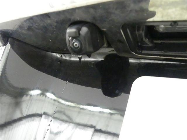 ノア Ｓｉ　ダブルバイビーＩＩ　フルセグ　メモリーナビ　ＤＶＤ再生　後席モニター　バックカメラ　衝突被害軽減システム　ＥＴＣ　両側電動スライド　ＬＥＤヘッドランプ　ウオークスルー　乗車定員８人　３列シート　ワンオーナー　フルエアロ（8枚目）