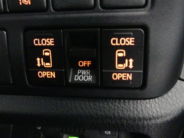 ノア Ｓｉ　ダブルバイビーＩＩ　フルセグ　メモリーナビ　ＤＶＤ再生　後席モニター　バックカメラ　衝突被害軽減システム　ＥＴＣ　両側電動スライド　ＬＥＤヘッドランプ　ウオークスルー　乗車定員８人　３列シート　ワンオーナー　フルエアロ（11枚目）