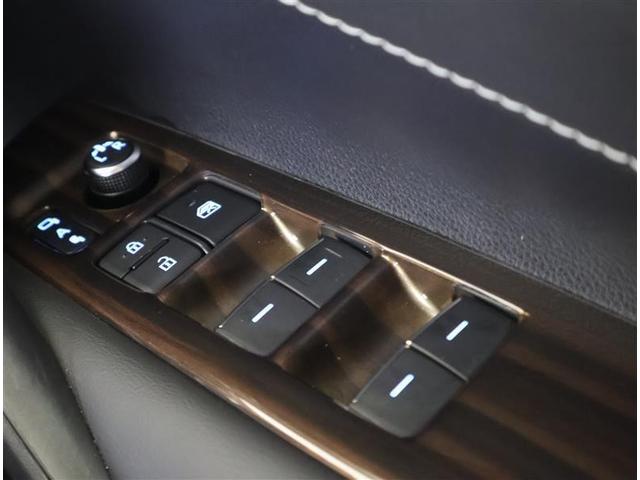 カローラスポーツ ハイブリッドＧ　フルセグ　メモリーナビ　ＤＶＤ再生　バックカメラ　衝突被害軽減システム　ＥＴＣ　ＬＥＤヘッドランプ　ワンオーナー（24枚目）