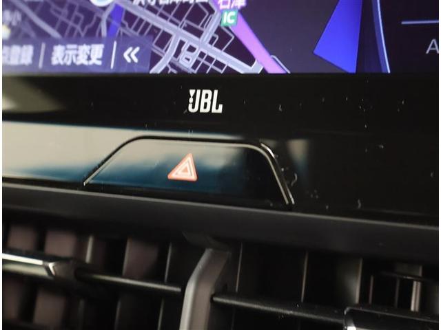 ハリアー Ｚ　レザーパッケージ　革シート　フルセグ　メモリーナビ　バックカメラ　衝突被害軽減システム　ＥＴＣ　ドラレコ　ＬＥＤヘッドランプ　ワンオーナー　フルエアロ（6枚目）