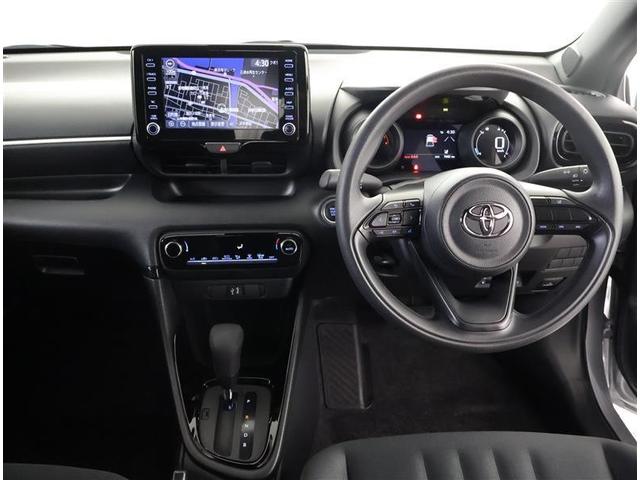 ヤリス Ｇ　メモリーナビ　バックカメラ　衝突被害軽減システム　ＥＴＣ　ドラレコ　ワンオーナー（4枚目）