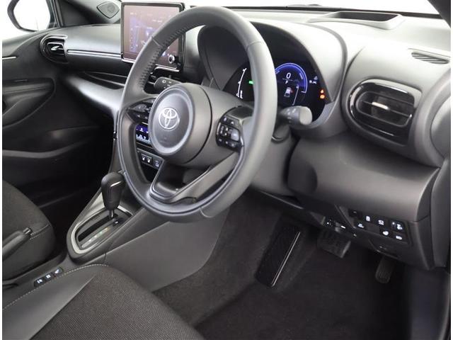 ヤリス ハイブリッドＺ　フルセグ　メモリーナビ　バックカメラ　衝突被害軽減システム　ＥＴＣ　ドラレコ　ＬＥＤヘッドランプ　ワンオーナー（14枚目）