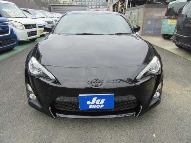 86 GT 6速MT 社外車高調 社外マフラー 社外17インチアルミホイール 社外ナビゲーション バックカメラ ETC(8枚目)