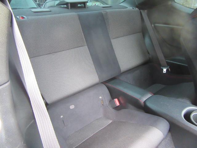 86 GT 6速MT 社外車高調 社外マフラー 社外17インチアルミホイール 社外ナビゲーション バックカメラ ETC(11枚目)