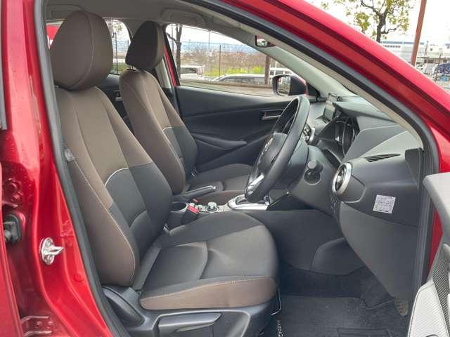 ＭＡＺＤＡ２ １５Ｓプロアクティブ　スマートシティブレーキサポート／ＢＳＭ／３６０°ビューモニター／マツダコネクトナビ／フルセグＴＶ／ＢＴオーディオ／ＤＶＤ可／アドバンストキー／障害物センサー／シートヒーター／ワンオーナー／１年保証付／（16枚目）