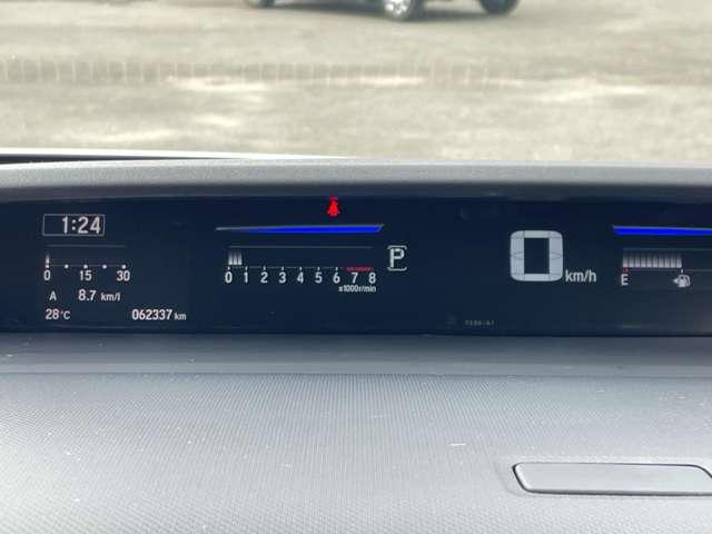 ステップワゴンスパーダ スパーダアドバンスパッケージβ　禁煙車／わくわくゲート／ＣＭＢＳ／アダプティブクルーズコントロール＆レーンキープアシスト／ギャザーズ９インチＳＤナビ／フルセグＴＶ／Ｂｌｕｅｔｏｏｔｈ対応／ＤＶＤ再生／バックカメラ／スマートキー／（23枚目）