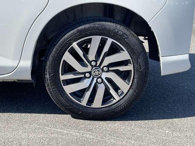 ルーミー カスタムＧ　禁煙車！ブラックルーフ２トーン！衝突被害軽減ブレーキ！アダプティブクルーズコントロール！両側パワースライドドア！純正ナビ！バックカメラ！ＢＴオーディオ！フルセグＴＶ！ＥＴＣ！スマートキー！純正アルミ！（33枚目）