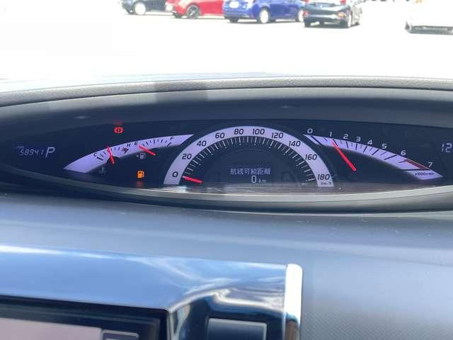 エスティマ アエラス　プレミアムエディション　禁煙車／ムーンルーフ＆ガラスルーフ／１０．２インチフリップダウンモニター／アルパイン９インチＳＤナビ／フルセグＴＶ／Ｂｌｕｅｔｏｏｔｈ対応／ＤＶＤ再生／バックカメラ／スマートキー／ＥＴＣ／（21枚目）