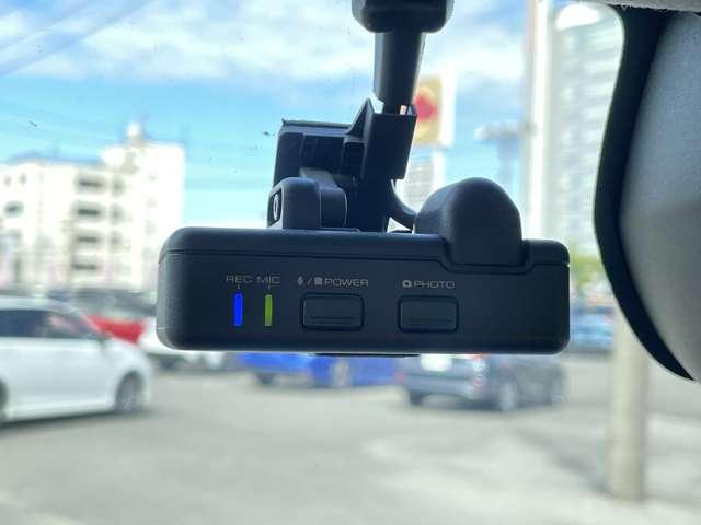 タント Ｘ　禁煙車／スマートアシスト／ミラクルオープンドア／パワースライドドア／純正メモリーナビ／フルセグＴＶ／Ｂｌｕｅｔｏｏｔｈ対応／ＤＶＤ再生／バックカメラ／ＬＥＤヘッドライト／ＥＴＣ／コーナーセンサー／（17枚目）