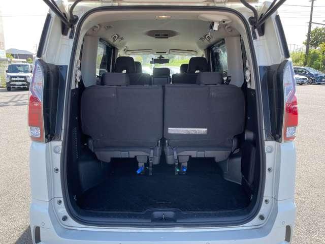 セレナ ハイウェイスター　ＶセレクションＩＩ　ワンオーナー／禁煙車／プロパイロット／エマージェンシーブレーキ／インテリジェントクルーズコントロール／アラウンドビューモニター／アルパイン１１インチナビ／フルセグＴＶ／Ｂｌｕｅｔｏｏｔｈ対応／ＥＴＣ／（25枚目）
