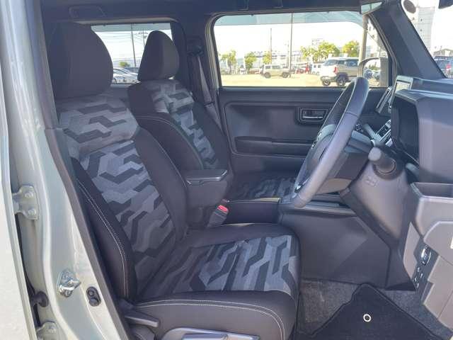 タフト Ｇ　ダーククロムベンチャー　ワンオーナー／禁煙車／スカイフィールトップ／スマートアシスト／純正メモリーナビ／フルセグＴＶ／Ｂｌｕｅｔｏｏｔｈ／ＤＶＤ再生／パノラマモニター／キーフリーシステム／ＬＥＤヘッドライト＆ＬＥＤフォグ／（25枚目）