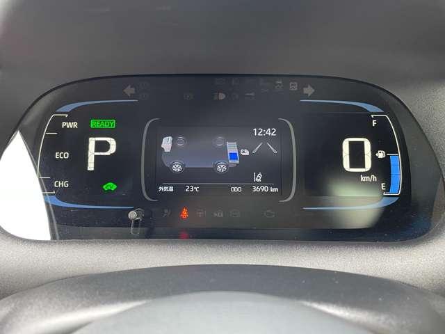 アクア Z 禁煙車!衝突被害軽減ブレーキ!アダプティブクルコン!全方位カメラ!純正ナビ!BT!フルセグTV!ETC!ステアリングスイッチ!スマートキー&プッシュスタート!AC電源!横滑り防止!クリアランスソナー!(23枚目)