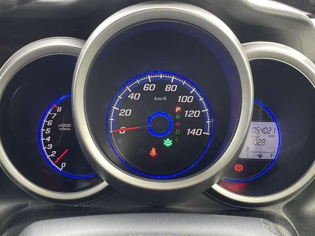 「メーターパネル」 視認性の良いメーター類です♪入庫時の走行距離を表示しております♪