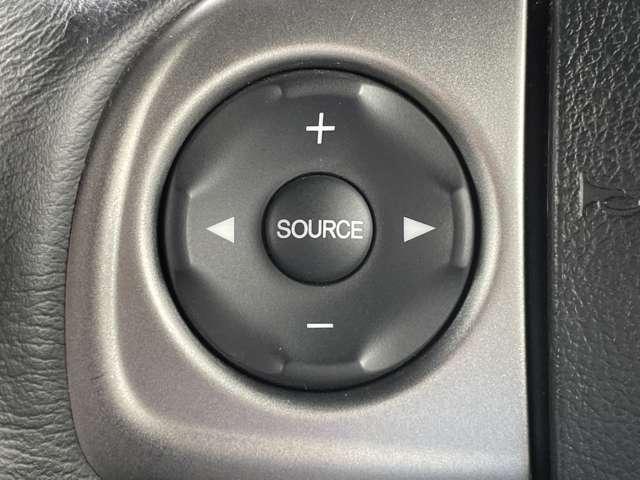 「ステアリングスイッチ」 オーディオの操作が手元でできます♪前を見たまま操作できるので安心です♪