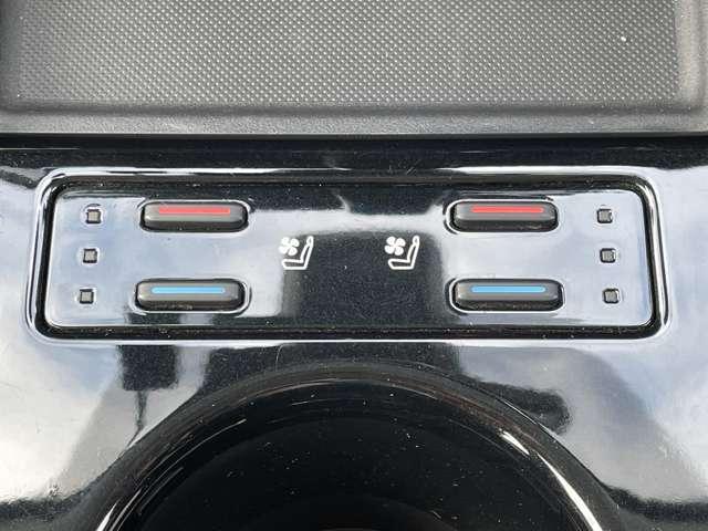 プリウス Aプレミアム ワンオーナー/禁煙車/トヨタセーフティセンス/レーダークルーズコントロール/本革シート/パーキングサポートブレーキ/純正9インチSDナビ/フルセグTV/Bluetooth対応/障害物センサー/(12枚目)