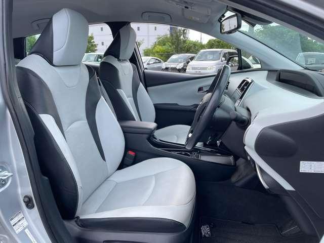 プリウス Aプレミアム ワンオーナー/禁煙車/トヨタセーフティセンス/レーダークルーズコントロール/本革シート/パーキングサポートブレーキ/純正9インチSDナビ/フルセグTV/Bluetooth対応/障害物センサー/(29枚目)