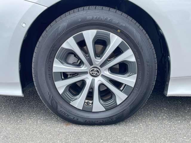 プリウス Aプレミアム ワンオーナー/禁煙車/トヨタセーフティセンス/レーダークルーズコントロール/本革シート/パーキングサポートブレーキ/純正9インチSDナビ/フルセグTV/Bluetooth対応/障害物センサー/(35枚目)