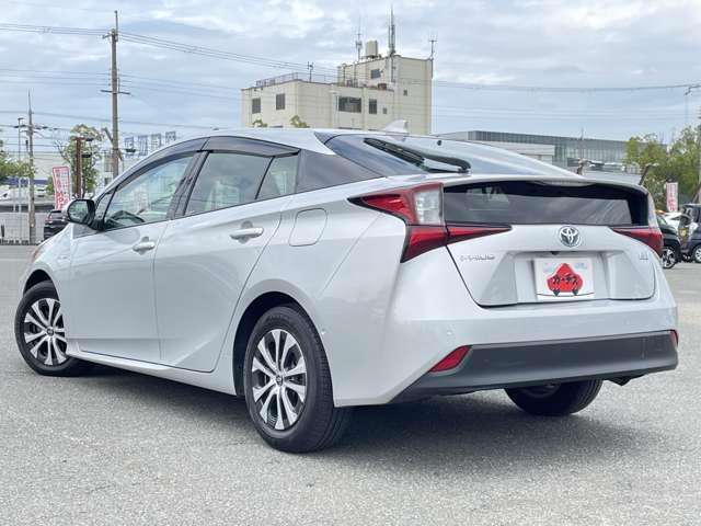 プリウス Aプレミアム ワンオーナー/禁煙車/トヨタセーフティセンス/レーダークルーズコントロール/本革シート/パーキングサポートブレーキ/純正9インチSDナビ/フルセグTV/Bluetooth対応/障害物センサー/(37枚目)