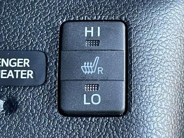 プリウス Aツーリングセレクション トヨタセーフティセンスP/レーダークルーズコントロール/インテリジェントクリアランスソナー/純正9インチSDナビ/フルセグTV/Bluetooth対応/DVD再生/バックカメラ/スマートキー/ETC/(14枚目)