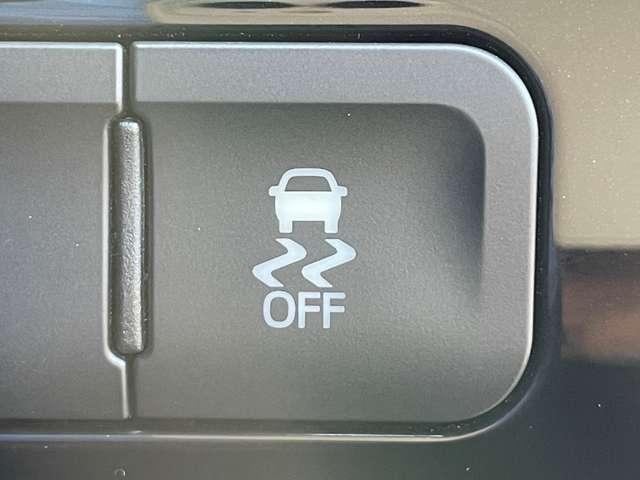 プリウス Aツーリングセレクション トヨタセーフティセンスP/レーダークルーズコントロール/インテリジェントクリアランスソナー/純正9インチSDナビ/フルセグTV/Bluetooth対応/DVD再生/バックカメラ/スマートキー/ETC/(25枚目)