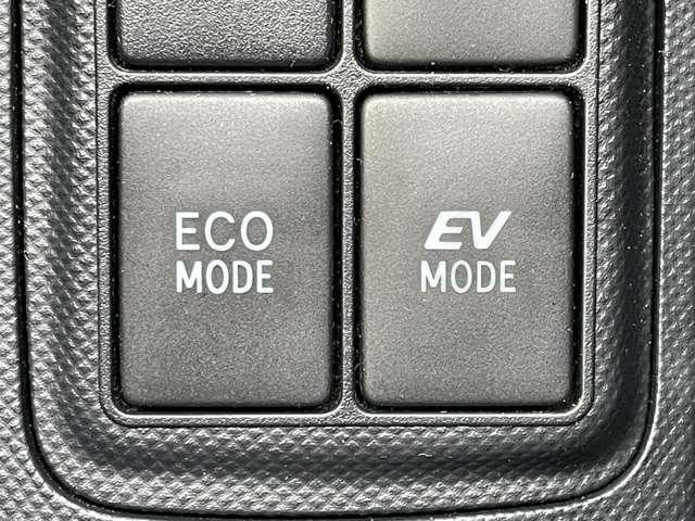 アクア S 禁煙車/純正SDナビ/DTV/Bluetooth対応/バックカメラ/スマートエントリー&スタートシステム/LEDヘッドライト&LEDフォグ/純正16インチアルミ/純正フルエアロ/スマートキー/ETC/(12枚目)