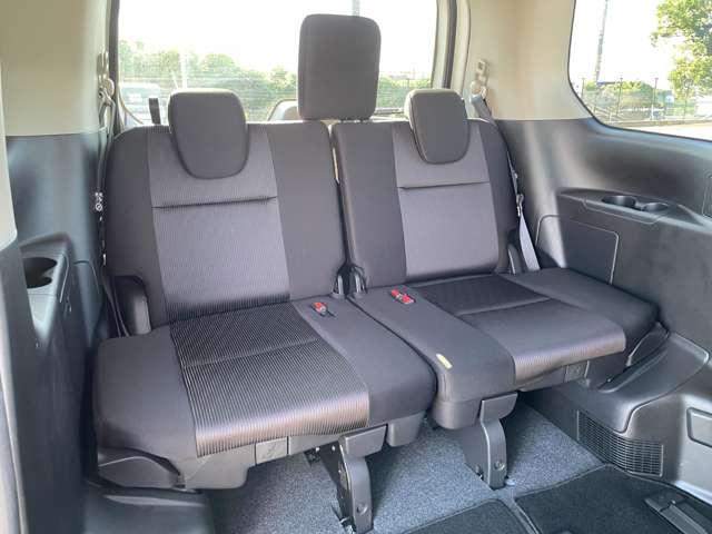 セレナ e-パワー ハイウェイスターV 禁煙車/エマージェンシーブレーキ/インテリジェントクルーズコントロール/アラウンドビューモニター/純正9インチSDナビ/フルセグTV/Bluetooth/DVD再生/ハンズフリー両側パワースライドドア(34枚目)