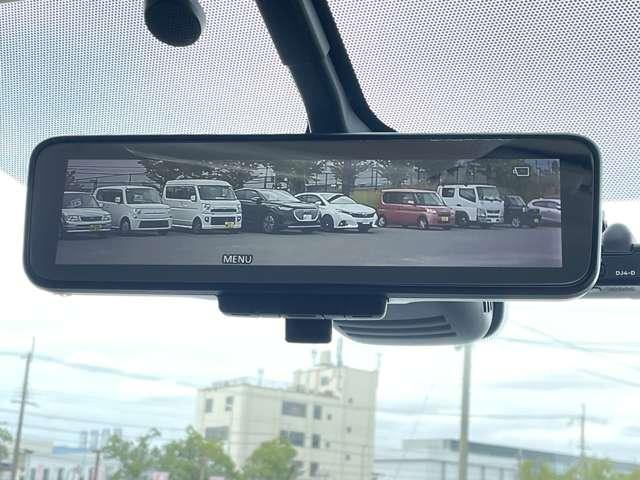 セレナ e-パワー ハイウェイスターV 禁煙車/エマージェンシーブレーキ/インテリジェントクルーズコントロール/アラウンドビューモニター/純正9インチSDナビ/フルセグTV/Bluetooth/DVD再生/ハンズフリー両側パワースライドドア(18枚目)