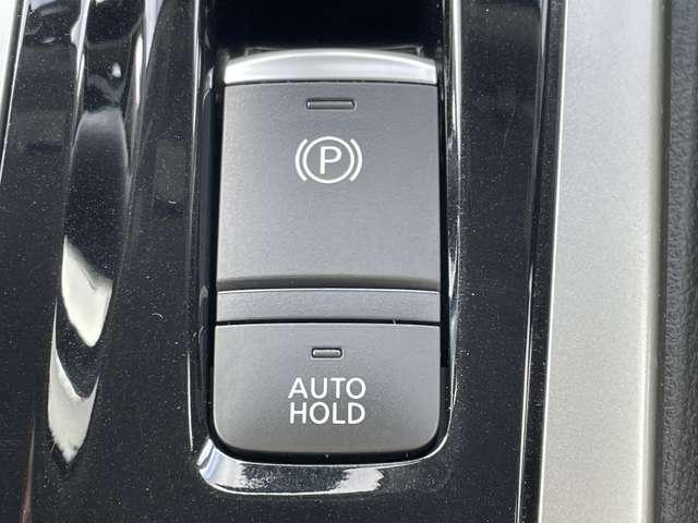 セレナ e-パワー ハイウェイスターV 禁煙車/エマージェンシーブレーキ/インテリジェントクルーズコントロール/アラウンドビューモニター/純正9インチSDナビ/フルセグTV/Bluetooth/DVD再生/ハンズフリー両側パワースライドドア(26枚目)