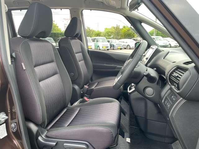 セレナ e-パワー ハイウェイスターV 禁煙車/エマージェンシーブレーキ/インテリジェントクルーズコントロール/アラウンドビューモニター/純正9インチSDナビ/フルセグTV/Bluetooth/DVD再生/ハンズフリー両側パワースライドドア(30枚目)