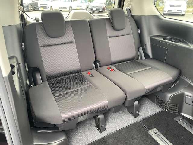 セレナ e-パワー ハイウェイスターV 禁煙車/エマージェンシーブレーキ/インテリジェントクルーズコントロール/アラウンドビューモニター/純正9インチSDナビ/フルセグTV/Bluetooth/DVD再生/ハンズフリー両側パワースライドドア(33枚目)