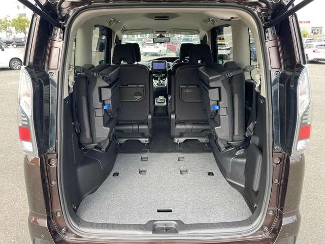 セレナ e-パワー ハイウェイスターV 禁煙車/エマージェンシーブレーキ/インテリジェントクルーズコントロール/アラウンドビューモニター/純正9インチSDナビ/フルセグTV/Bluetooth/DVD再生/ハンズフリー両側パワースライドドア(35枚目)