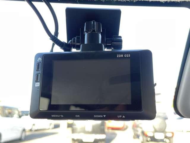 デイズルークス ハイウェイスター　Ｘ　禁煙車／エマージェンシーブレーキ／アラウンドビューモニター／純正ＳＤナビ／フルセグＴＶ／Ｂｌｕｅｔｏｏｔｈ／ＤＶＤ再生／ＨＩＤヘッドライト／インテリジェントキー／両側電動スライドドア／横滑り防止装置／（14枚目）