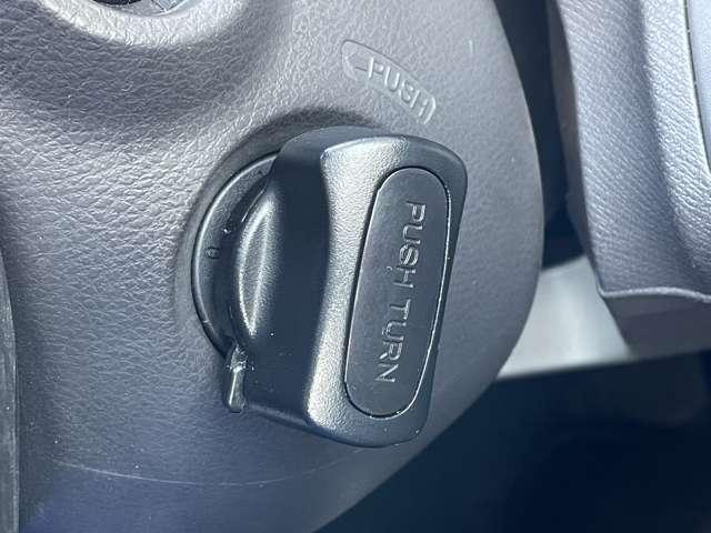 ステップワゴン Ｇ　コンフォートセレクション　禁煙車／ギャザーズ９インチメモリーナビ／フルセグＴＶ（走行中ＴＶ視聴可）／ＤＶＤ再生／バックカメラ／スマートキー／両側パワースライドドア／ＨＩＤヘッドライト／クルーズコントロール／ＥＴＣ／（8枚目）