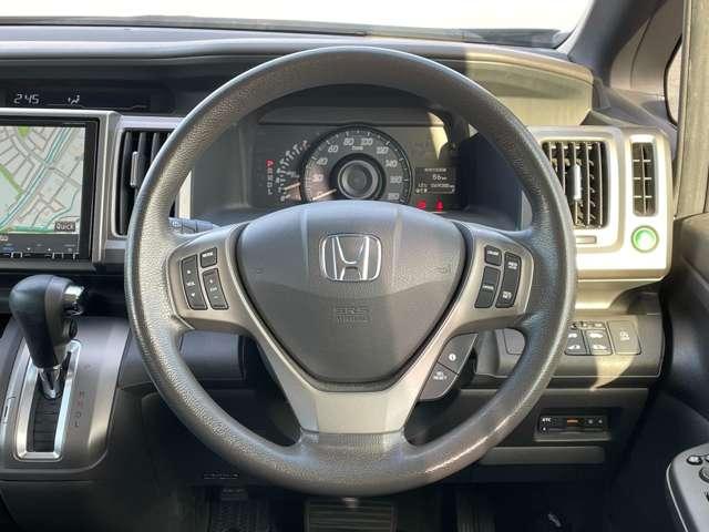 ステップワゴン Ｇ　コンフォートセレクション　禁煙車／ギャザーズ９インチメモリーナビ／フルセグＴＶ（走行中ＴＶ視聴可）／ＤＶＤ再生／バックカメラ／スマートキー／両側パワースライドドア／ＨＩＤヘッドライト／クルーズコントロール／ＥＴＣ／（20枚目）