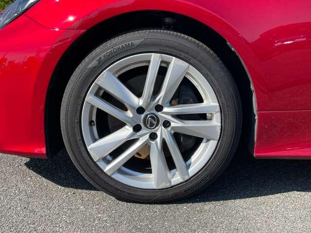 ＲＣ ＲＣ３００ｈ　レクサスセーフティシステム＋／メーカー純正ナビ・フルセグＴＶ／プレミアムサウンドシステム／人工皮革レザーシート／バックカメラ／ＥＴＣ２．０／シート・ステアリングヒーター／純正１８ＡＷ／スマートキー（33枚目）