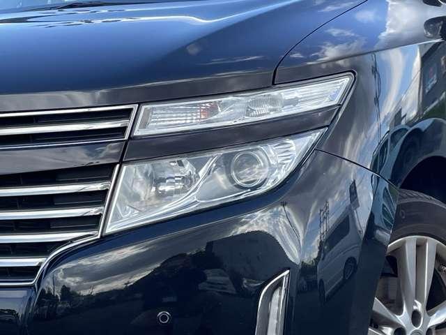 エルグランド ３５０ハイウェイスターアーバンクロム　アラウンドビューモニター　フリップダウンモニター　両側パワースライドドア　パワーバックドア　インテリジェントキー（21枚目）