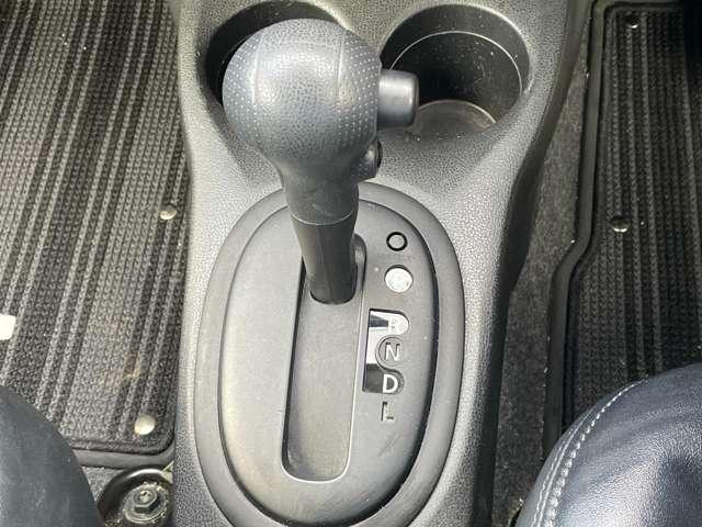 ノート 1.2X 5名 禁煙車/エマージェンシーブレーキ/アラウンドビューモニター/純正メモリーナビ/フルセグTV/BTオーディオ/インテリジェントキー/インテリジェントルームミラー/LDW/ETC/社外革調シートカバー(19枚目)