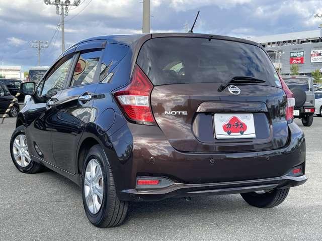 ノート 1.2X 5名 禁煙車/エマージェンシーブレーキ/アラウンドビューモニター/純正メモリーナビ/フルセグTV/BTオーディオ/インテリジェントキー/インテリジェントルームミラー/LDW/ETC/社外革調シートカバー(32枚目)