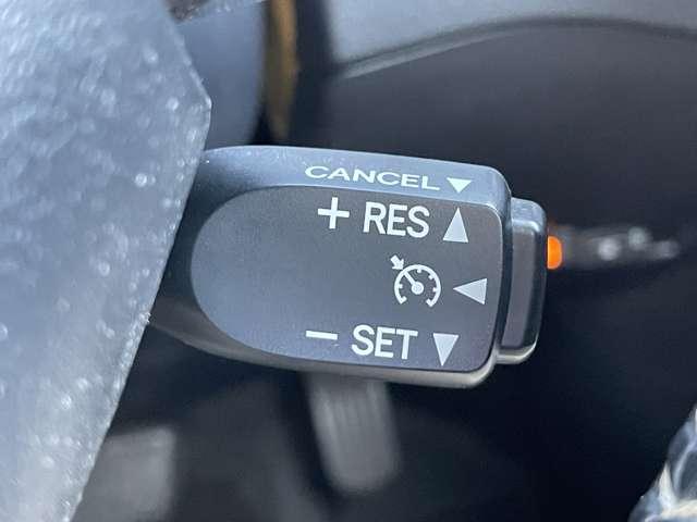 シエンタ ハイブリッドG クエロ トヨタセーフティセンス/パーキングサポートブレーキ/ストラーダSDナビ/フルセグTV/BTオーディオ/DVD再生/バックカメラ/スマートキー/両側パワースライドドア/前後ソナー/クルーズコントロール(16枚目)