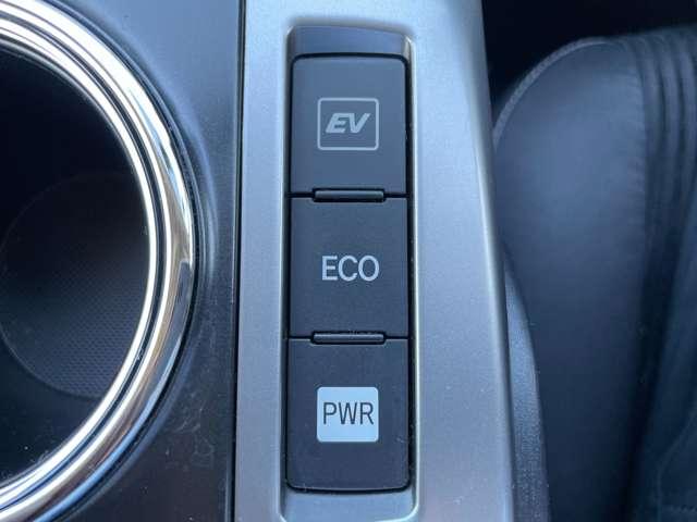 プリウスアルファ Sツーリングセレクション 純正8インチSDナビ・フルセグTV・BTオーディオ・DVD再生・バックカメラ・スマートエントリー&スタートシステム・LEDヘッドライト&LEDフォグ・クルーズコントロール・純正17(14枚目)