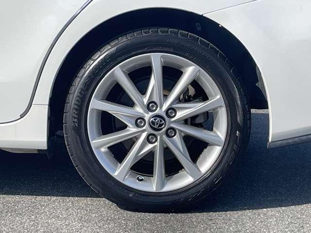 プリウスアルファ Sツーリングセレクション 純正8インチSDナビ・フルセグTV・BTオーディオ・DVD再生・バックカメラ・スマートエントリー&スタートシステム・LEDヘッドライト&LEDフォグ・クルーズコントロール・純正17(25枚目)