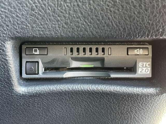 シエンタ G クエロ トヨタセーフティセンスC・純正SDナビ&連動ETC・フルセグTV・BTオーディオ・DVD再生・バックカメラ・スマートエントリー&スタートシステム・両側パワースライドドア・LEDヘッ(11枚目)