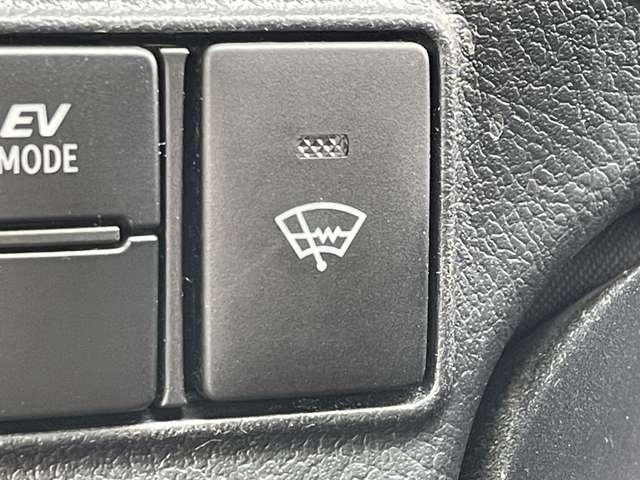 シエンタ ハイブリッドG クエロ ワンオーナー/モデリスタエアロ/トヨタセーフティセンス/パーキングサポートブレーキ/8インチダイヤトーンサウンドナビ&連動ETC/両側パワースライドドア/LEDヘッドライト&フォグ/クリアランスソナー(15枚目)