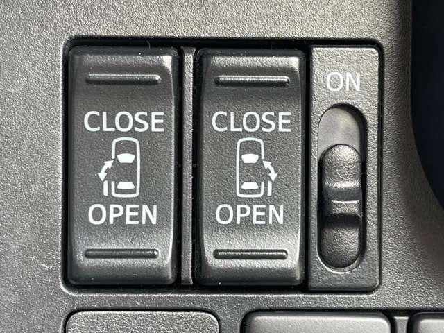 ルーミー カスタムG スマートアシストIII・純正9インチSDナビ・フルセグTV・BTオーディオ・DVD再生・バックカメラ・スマートエントリー&スタートシステム・両側パワースライドドア・LEDヘッドライト&(8枚目)