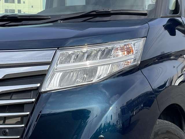 ルーミー カスタムG スマートアシストIII・純正9インチSDナビ・フルセグTV・BTオーディオ・DVD再生・バックカメラ・スマートエントリー&スタートシステム・両側パワースライドドア・LEDヘッドライト&(31枚目)