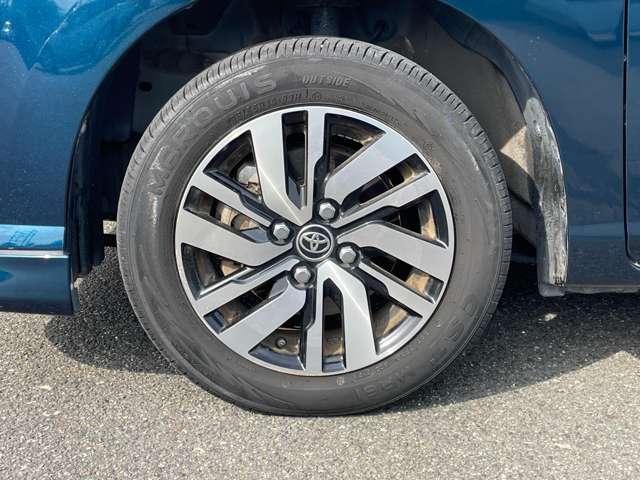 ルーミー カスタムG スマートアシストIII・純正9インチSDナビ・フルセグTV・BTオーディオ・DVD再生・バックカメラ・スマートエントリー&スタートシステム・両側パワースライドドア・LEDヘッドライト&(32枚目)