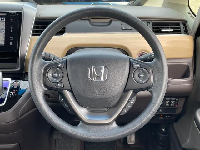 フリードハイブリッド ハイブリッド・G メーカーインターナビ&連動ETC/フルセグTV/BTオーディオ/DVD再生/バックカメラ/スマートキー/両側パワースライドドア/LEDヘッドライト/クルーズコントロール/HDMI/USB(21枚目)