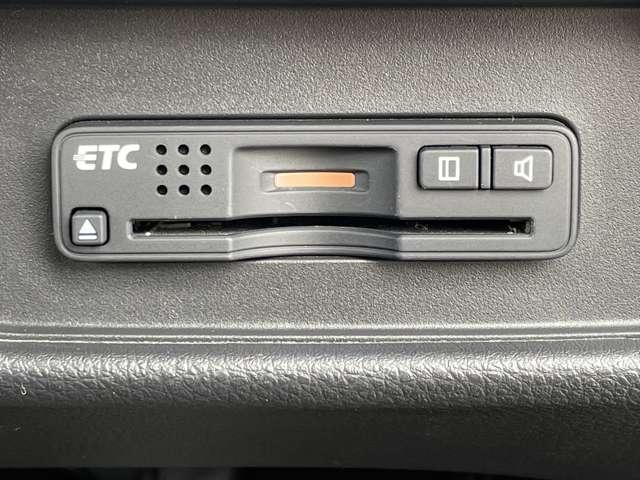 オデッセイハイブリッド ハイブリッドアブソルート・ホンダセンシングEXパック CMBS・アダプティブクルーズコントロール&LKAS・ギャザーズ8インチSDナビ・フルセグTV・BTオーディオ・DVD再生・バックカメラ・スマートキー・両側パワースライドドア・LEDヘッドライト(13枚目)