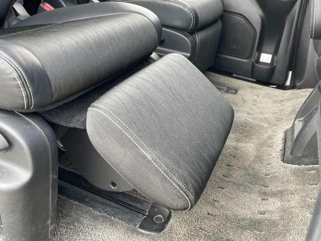 オデッセイハイブリッド ハイブリッドアブソルート・ホンダセンシングEXパック CMBS・アダプティブクルーズコントロール&LKAS・ギャザーズ8インチSDナビ・フルセグTV・BTオーディオ・DVD再生・バックカメラ・スマートキー・両側パワースライドドア・LEDヘッドライト(31枚目)